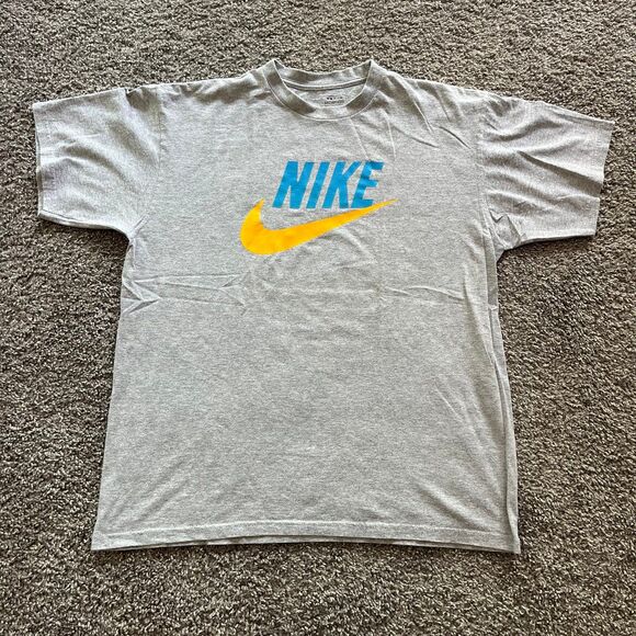 Vintage Y2K Nike Grey Logo T Shirt Throwback Mens Size Medium - Picture 1 of 6